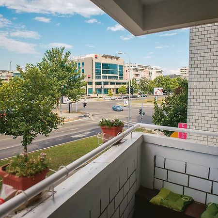 Apartment Arena White Белград Экстерьер фото